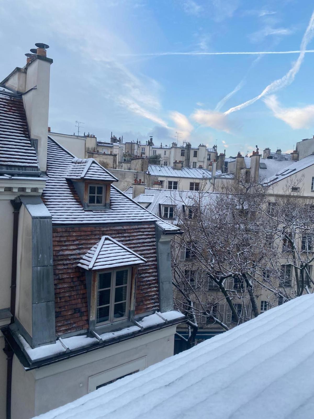 Hôtel les Degrés de Notre Dame París Exterior foto