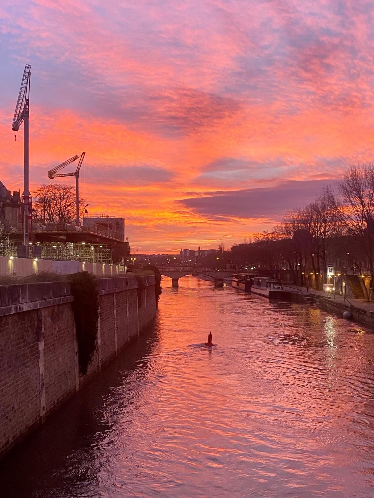 Hôtel les Degrés de Notre Dame París Exterior foto